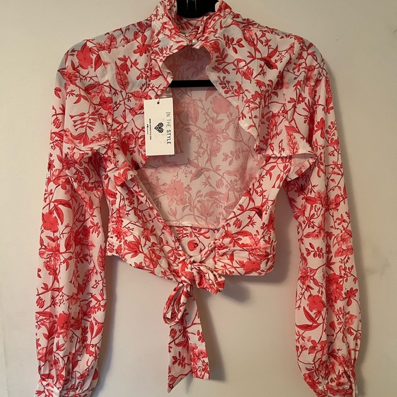 NWT - LORNA LUXE 'PRACTICALLY PERFECT' PORCELAIN PEEKABOO BACK ROSE TOP - - Picture 7 of 10